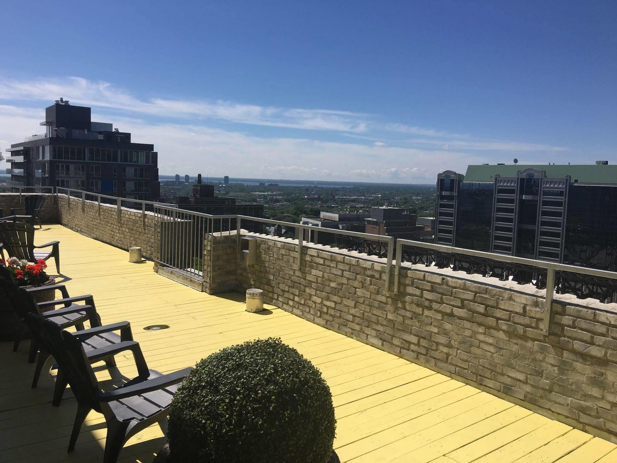 La Tour Belvedѐre Hotel Montréal Kültér fotó